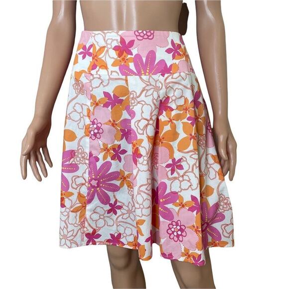 OBOE Flare Hem Floral Skirt 
White with Lavender and Red Floral print SZ M - Picture 1 of 10